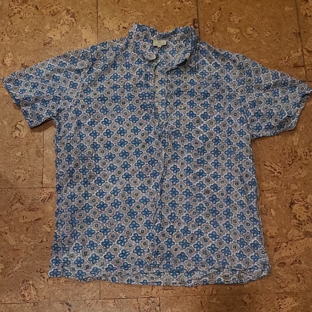 Men's Blue Patterned Shirt
